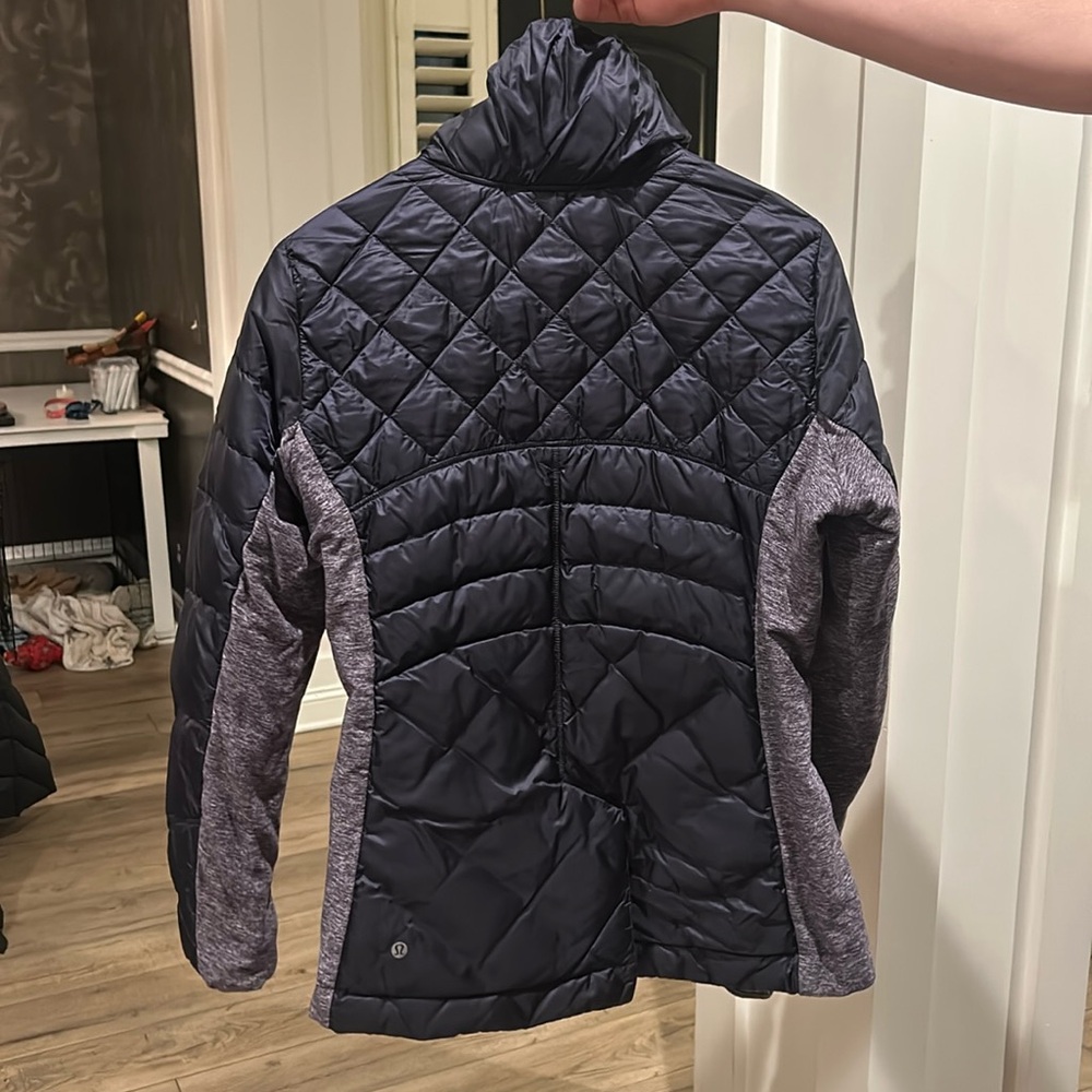 Lulu lemon puffer pull over